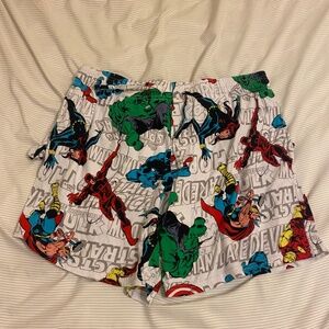 Marvel White Shorts Large